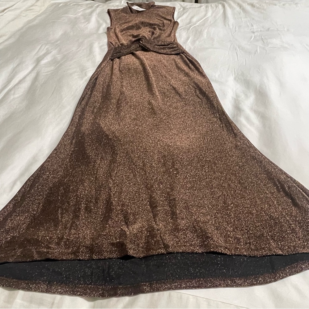 ASTR  the Label Riana Metallic Elegant‎ Brown Sleeveless Dress - Picture 15 of 16